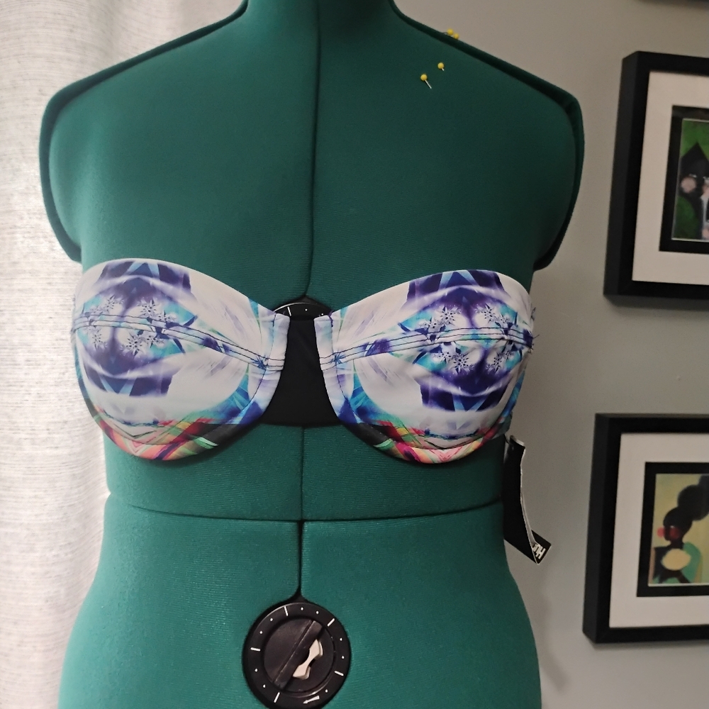 Hurley Molded Cup Colorful Strapless Swim Top, Sz M NWT